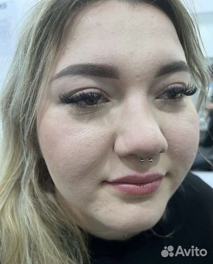 Прокол ушей и пирсинг