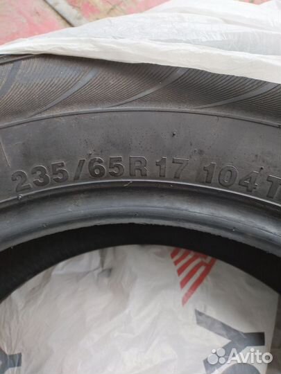 Kumho Solus KL21 235/65 R17