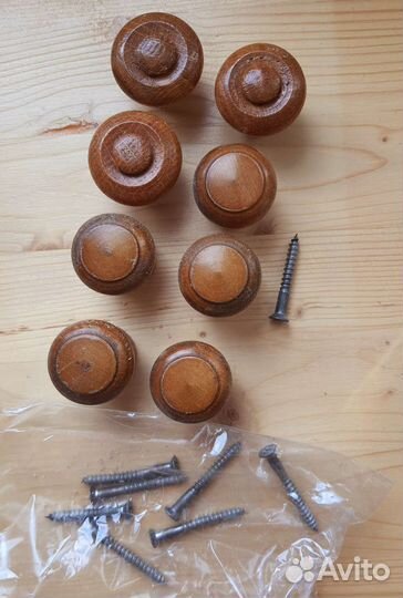 Мебельные ручки. дуб