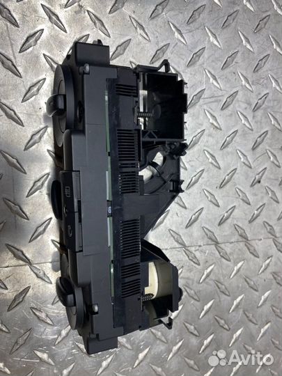 Блок управления климат-контролем Volkswagen Golf 5