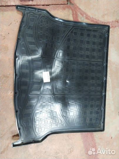 Коврик в багажник для Largus 5 мест
