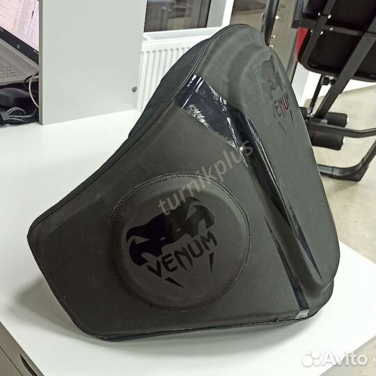 Пояс тренера защита корпуса Venum