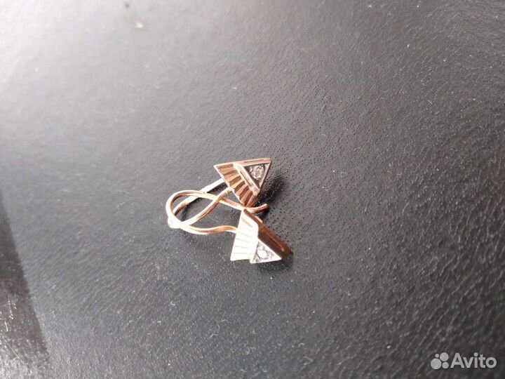 Сережки 585 пробы