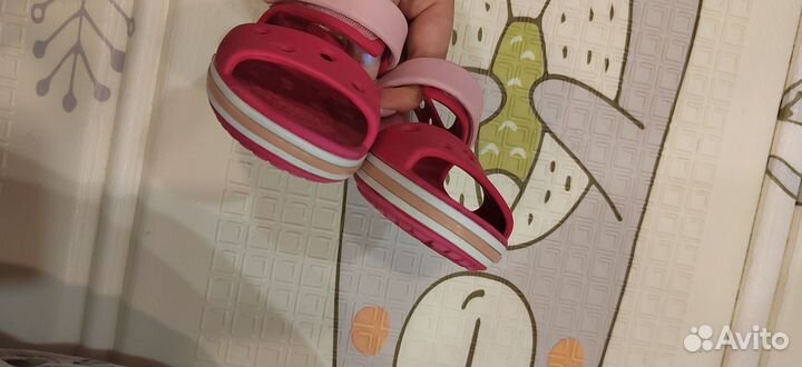 Сандалии crocs с7 для девочки
