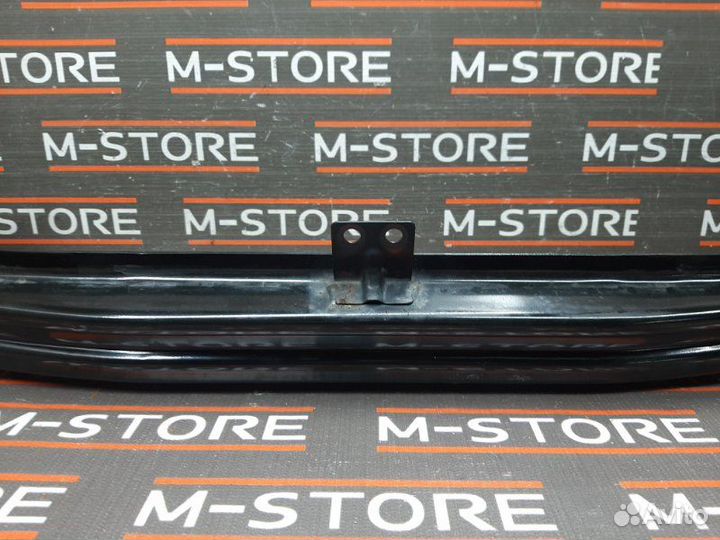 Усилитель бампера передний Volkswagen Tiguan 5N