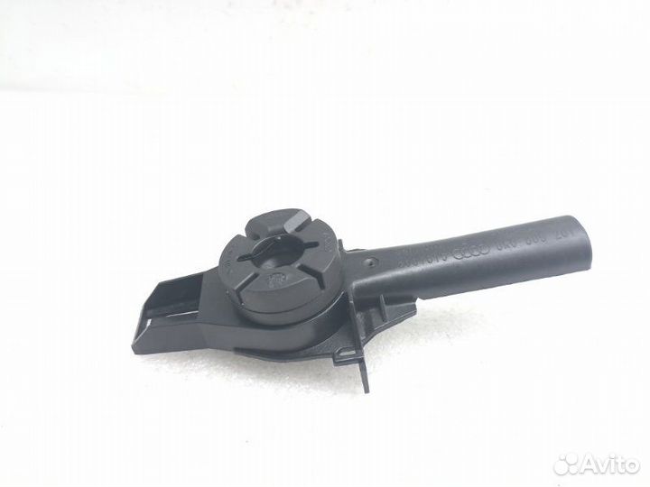 Кронштейн радиатора Audi A4 B8 2009