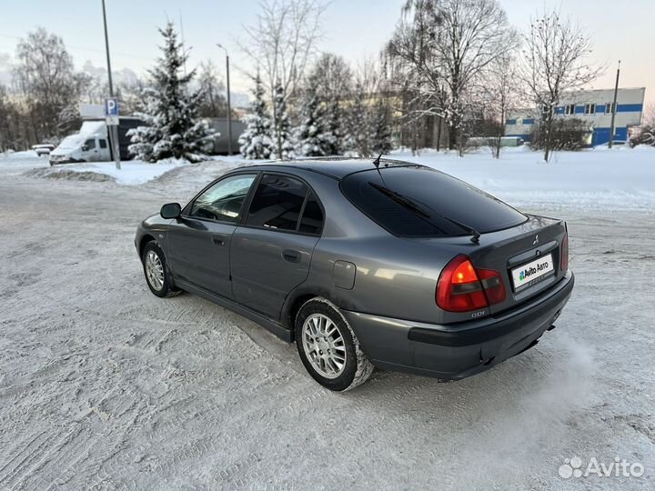 Mitsubishi Carisma 1.8 AT, 2002, 265 000 км