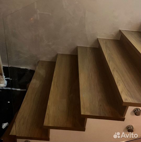 Стеклянные перила для лестниц