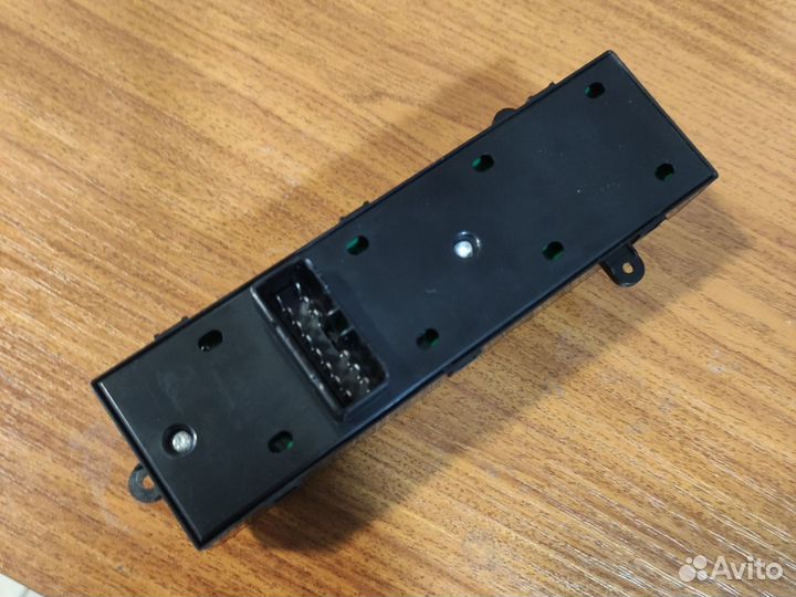 Блок кнопок стеклоподъемников kia soul 1 (AM) 2008