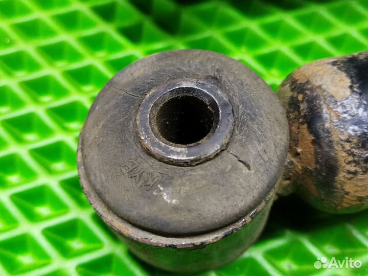 Амортизатор задний Mitsubishi carisma