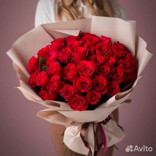 Букет цветов из красных роз 25 39 101 шт доставка