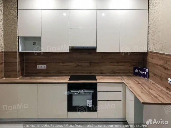 Кухонные гарнитуры с интегрированными ручками 81