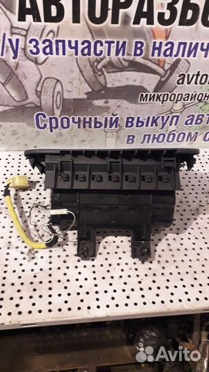 Подушка безопасности пассажирская (в торпедо) Niss