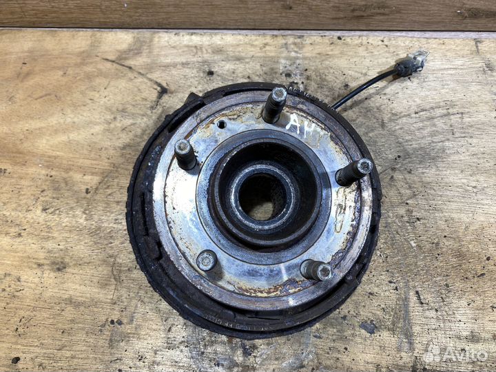 Ступица задняя левая Opel Antara