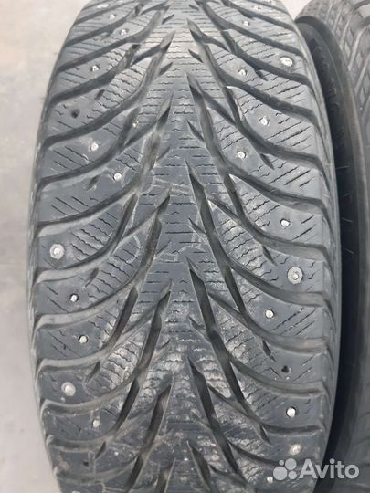 Yokohama Ice Guard IG35 215/60 R16