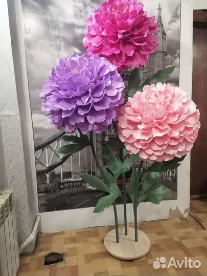 Декоративные цветы из изолона, пионы, светильники