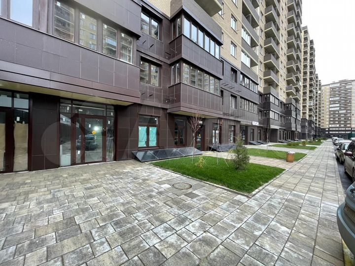 Торговое помещение в ЖК ракурс, 48.6 м²