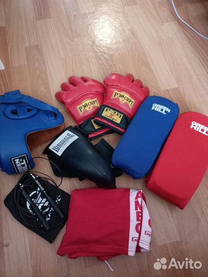 Краги для арб,шлем боксерский,шорты самбо,накладки