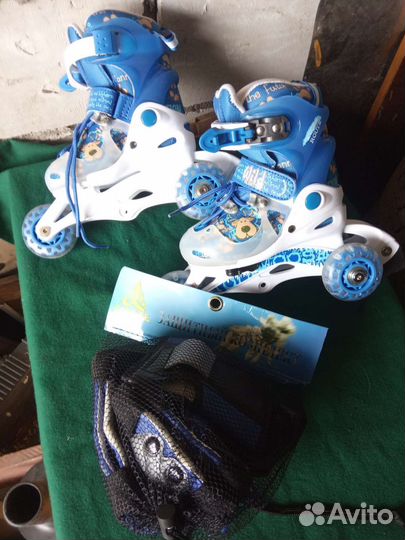 Роликовые коньки детские Размеры (30-33) и (26-29)
