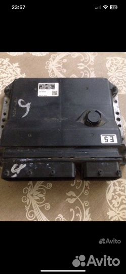 Блок управления двигателя на toyota Camry