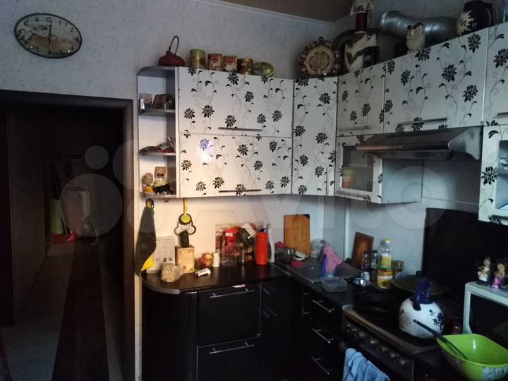 2-к. квартира, 61 м², 1/2 эт.