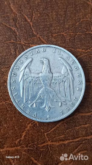 Монета 3 марки 1922 года.Оригинал