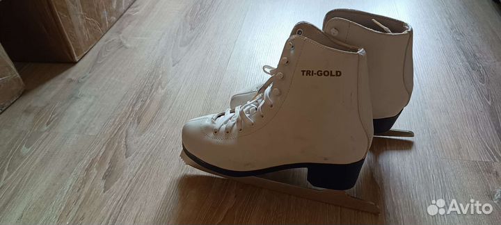 Коньки фигурки