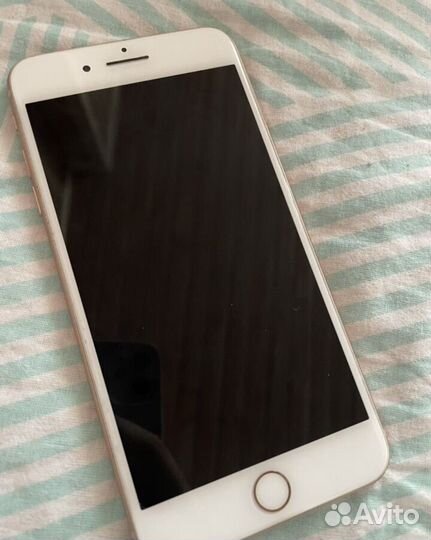 iPhone 8 Plus, 64 ГБ