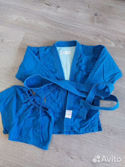 Куртка для самбо с шортами 38 размер