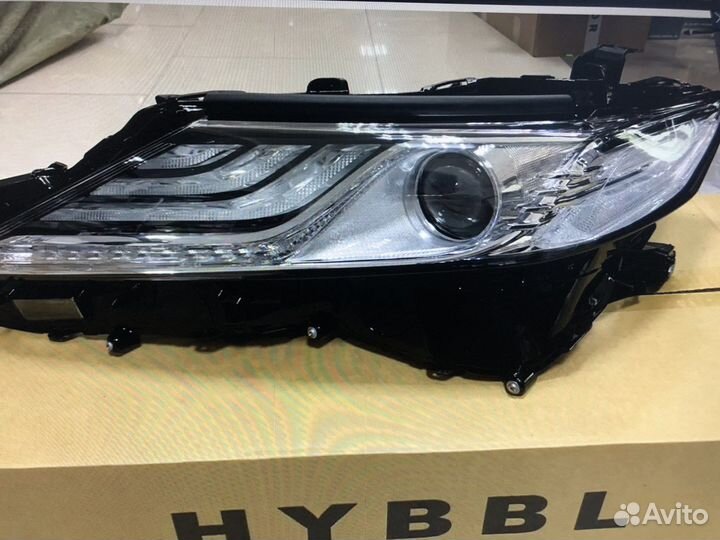 Фары на Toyota Camry 70