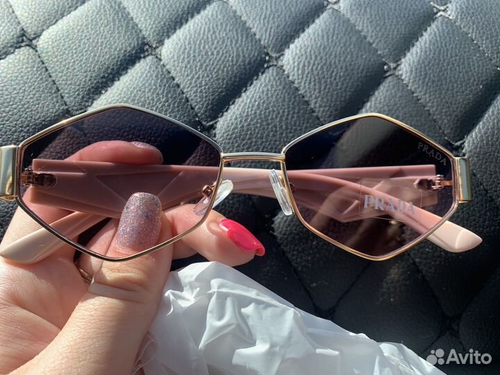 Солнцезащитные очки