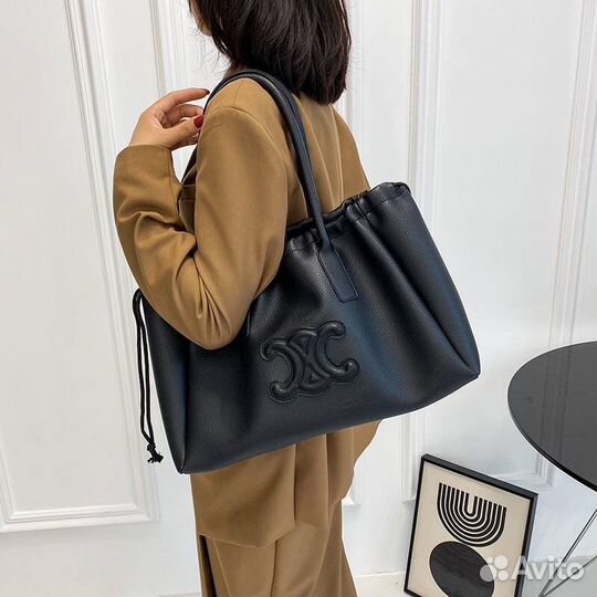 Сумки кожаные женские