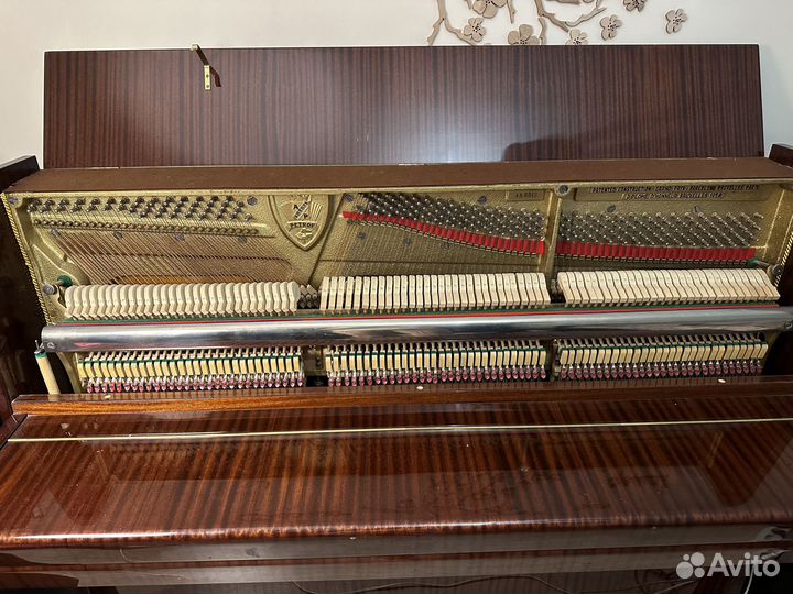 Пианино Petrof с идеально ровной клавиатурой