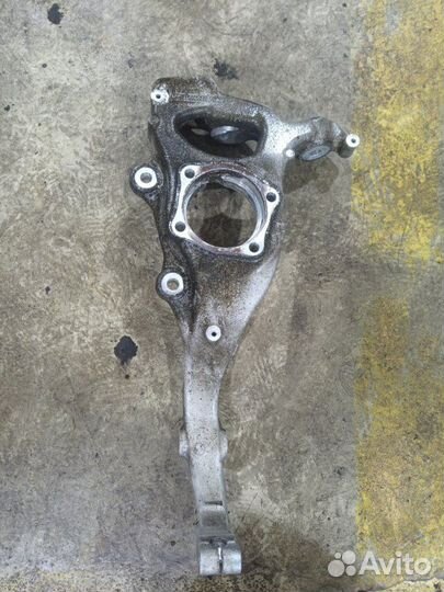 Кулак поворотный передний Mercedes-Benz W 222 6.3