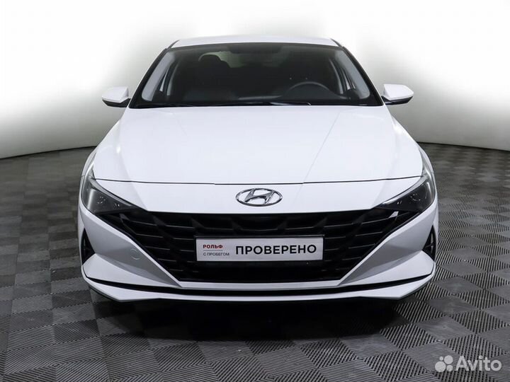 Hyundai Elantra, 2021