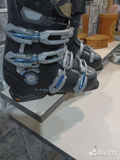 Горнолыжные ботинки