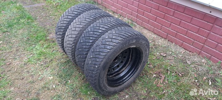 Goodyear Ultragrip Ice Arctic 185/65 R15