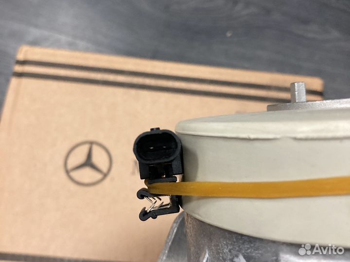 Опора двигателя Mercedes w222 a2222401200