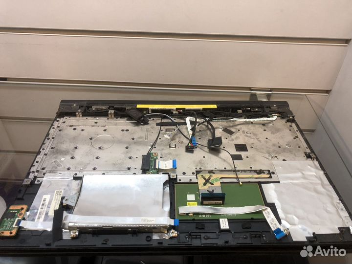 Ноутбук Lenovo v110-15IAP на запчасти