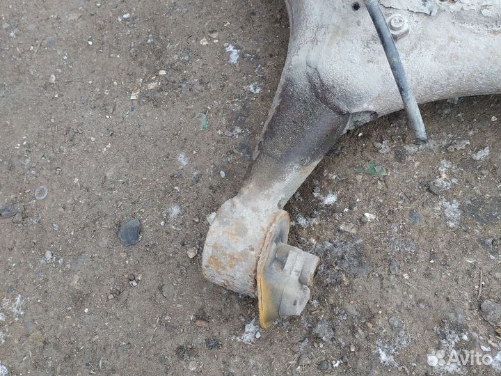 Задняя балка toyota corolla e120