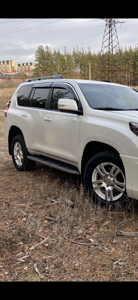 Toyota Land Cruiser Prado: фото владельца