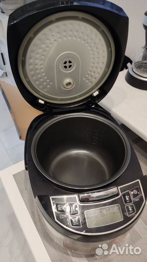 Мультиварка Redmond RMC- M4510