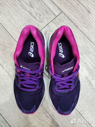 Кроссовки asics