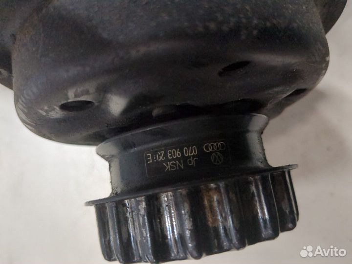 Компрессор кондиционера Volkswagen Transporter 5