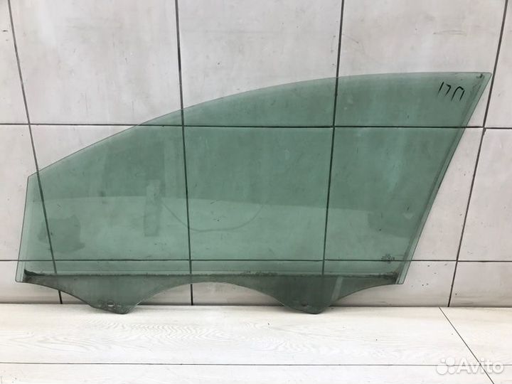 Стекло переднее правое Audi Q7 4L BAR 2006