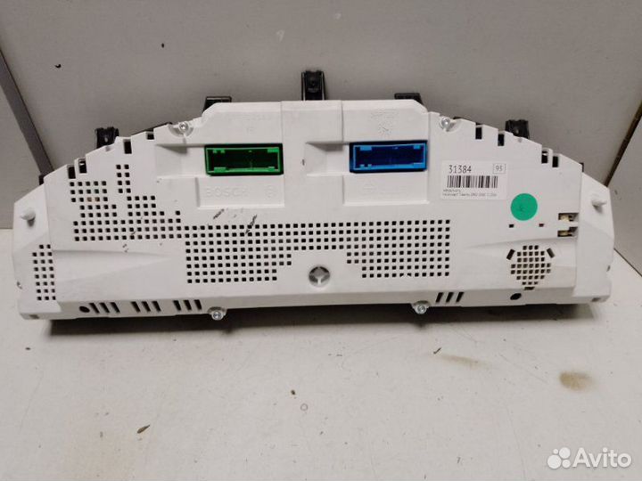 Приборная панель Volkswagen Touareg 2002-2010