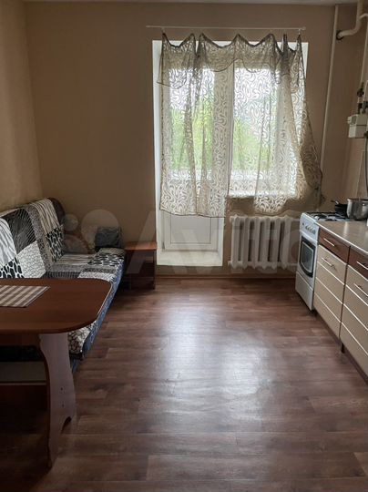 1-к. квартира, 50 м², 3/10 эт.
