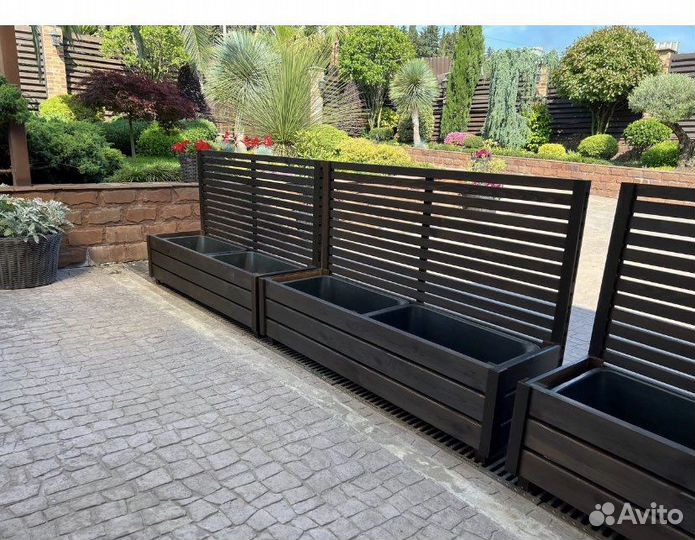 Кашпо (для уличных растений)