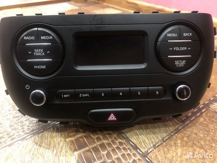 Штатная магнитола на kia soul
