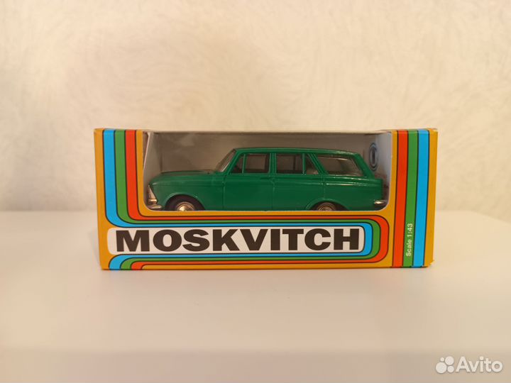Модель автомобиля Москвич 426 А3 без ми